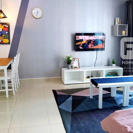 Netflix Wifi Trefoil Homestay Setia Alam Sacc Homestay Fe Shah Alam Exterior photo