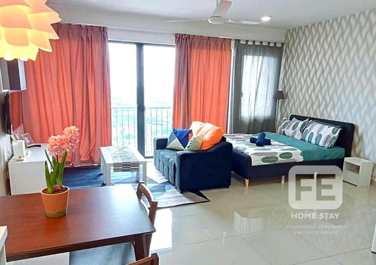 Netflix Wifi Trefoil Homestay Setia Alam Sacc Homestay Fe Shah Alam Exterior photo